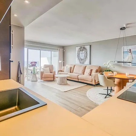 Apartment 122-luxury Beachfront Apartment, Views And Pool Mijas