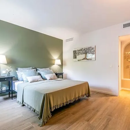 122-luxury Beachfront Apartment, Views And Pool Apartment Mijas
