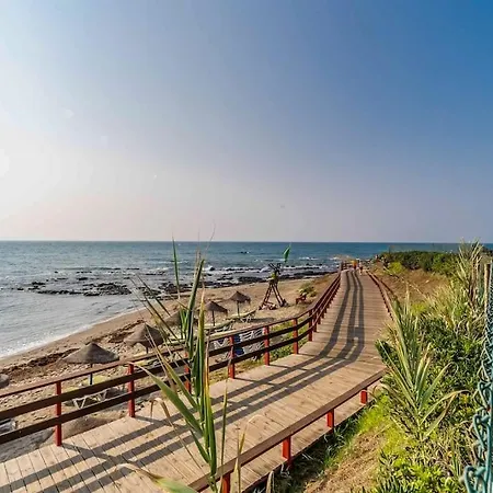 Apartment 122-luxury Beachfront Apartment, Views And Pool Mijas